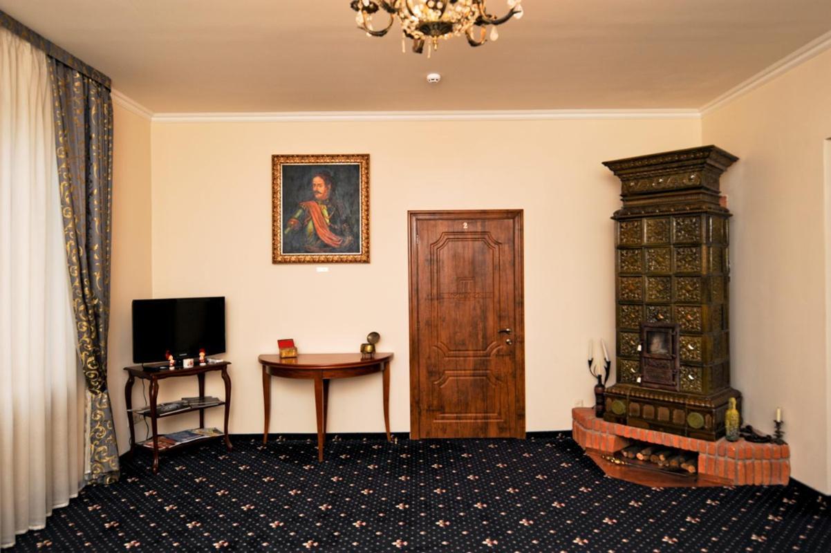 Boutique Hotel Villa P Ujhorod Exterior foto
