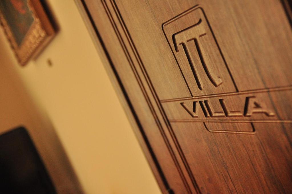 Boutique Hotel Villa P Ujhorod Exterior foto